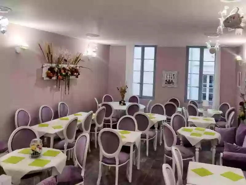Repas de Groupe - Alice et ses merveilles - Restaurant Avignon - Restaurant Avec Terrasse
